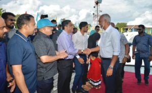 ބޮޑު މެޖޯރިޓީއެއް ޑރ. މުއިއްޒަށް ތިނަދޫ ރައްޔިތުން ދޭނެ: ސައުދު