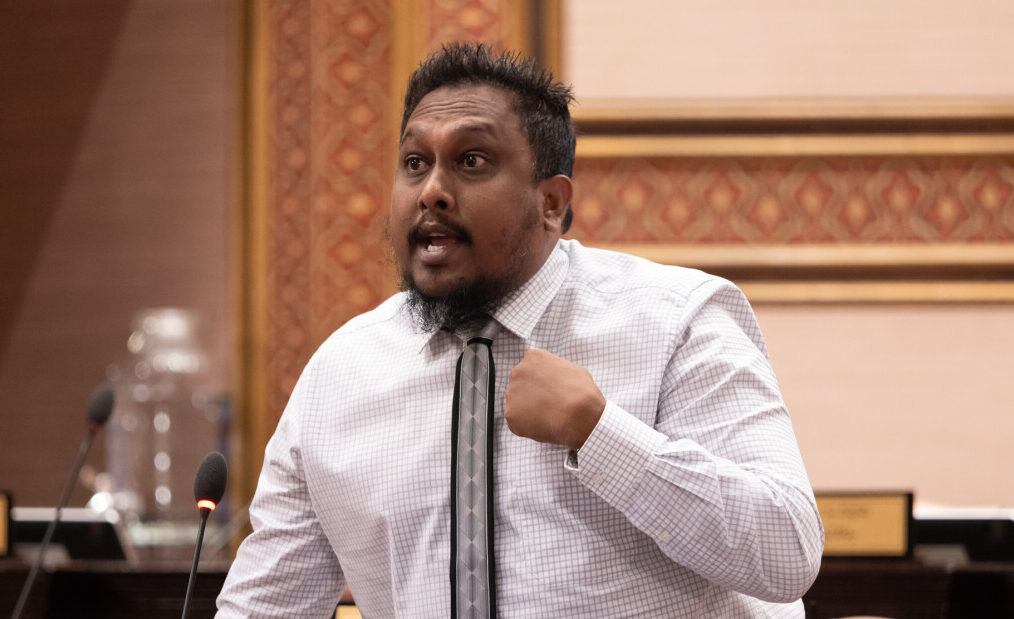 ސަލަފް މެމްބަރަކަށްވީތީ ހައްގުތަކުން މަހުރޫމެއް ނުކުރެވޭނެ، އެއީވެސް ދިވެހި ރައްޔިތުން: މޮސްޓަރ