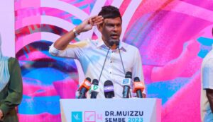 ބާރާއި ނުފޫޒުގެ ކުރިމަތީގައި ރައްޔިތުން ދެއްކި ސާބިތުކަމަށް ސެލިއުޓްކޮށް، ސެމްބެ އެދުނީ އިތުރު ތާއީދަށް!