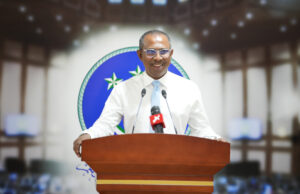 އެމްޑީޕީން ސުޕްރިމް ކޯޓަށް ހުށަހެޅި މައްސަލައަށް ޑިމޮކްރެޓްސްއިން ތަދައްހުލް ވަނީ