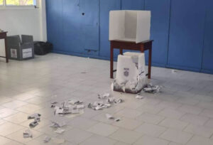 ވާދޫގައި ވޯޓު ފޮށި ފަޅާލި މީހާގެ ބަންދަށް ދެ މަސް ދުވަސް