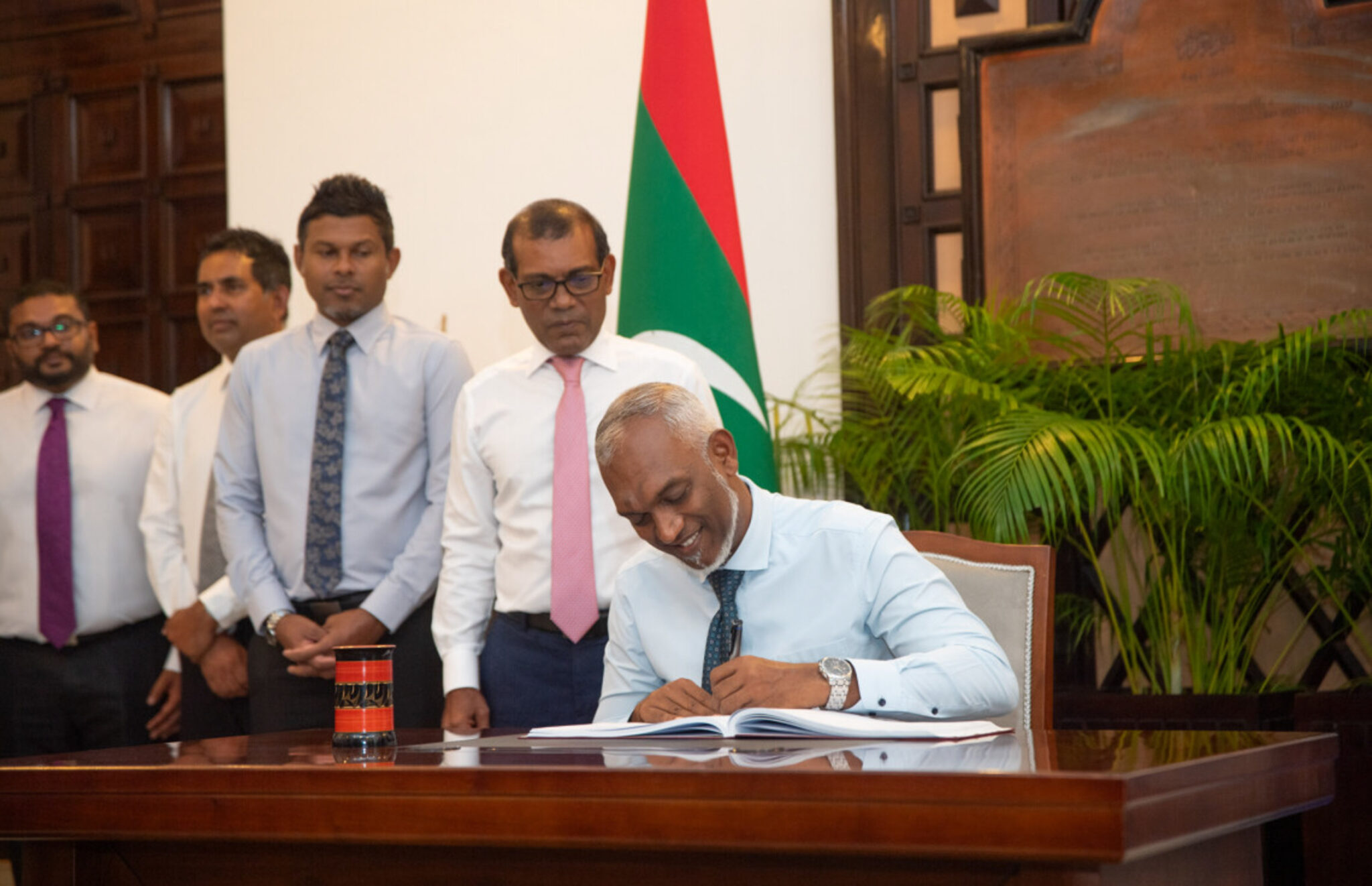 ރައްޔިތުންގެ ވެރިކަމެއް ކުރުމުގައި މަޖިލިހުގެ ދައުރު މުހިންމު: މުއިއްޒު