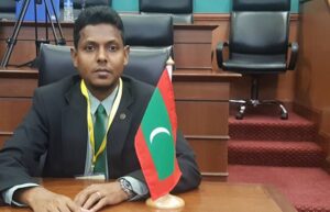 އަރަބިއްޔާ އިން ވަކިކުރި ޕްރިންސިޕަލަށް އަނބުރާ ވަޒީފާ ދީފި