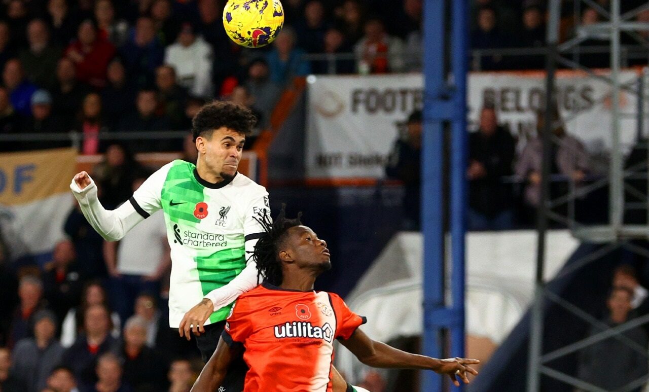 ފަހު ވަގުތު ލިވަޕޫލް ސަލާމަތް ކޮށްދިނީ ޑިއާޒް