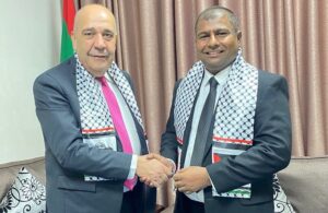 ދިވެހި ބަހާއި ސަގާފަތާއި ތަރިކައިގެ ވަޒީރުގެ ފުރަތަމަ ބައްދަލުވުން ފަލަސްޠީން ސަފީރާއެކު