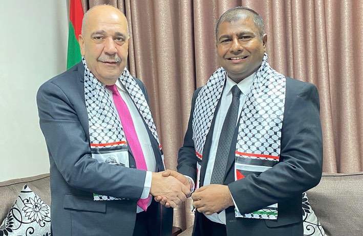 ދިވެހި ބަހާއި ސަގާފަތާއި ތަރިކައިގެ ވަޒީރުގެ ފުރަތަމަ ބައްދަލުވުން ފަލަސްޠީން ސަފީރާއެކު