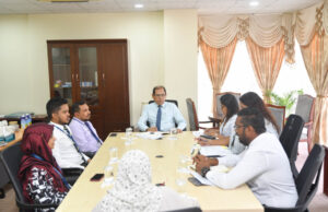 ހުވާ ކުރާ ޖަލްސާއަށް ބޭރުގެ އިއްޒަތްތެރީންގެ ލިސްޓް ފައިނަލް ކުރަން މަޝްވަރާކޮށްފި