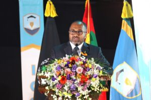 ވިސްނުމަކީ މިނިސްޓްރީގެ ދަށުން ހިންގާ ޔުނިފޯމް ހުރިހާ މުއައްސަސާއެއްގެ އަސާސީ ތަމްރީނަކީ އެއް ތަމްރީނަކަށް ހެދުން