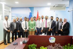 މިނިސްޓަރު އާދަމް ޝަރީފް މާލެ ސިޓީގެ ކައުންސިލަރުންނާ ބައްދަލު ކުރައްވައިފި