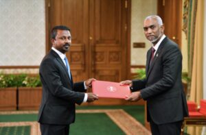 ގޭނޫނަކުން ބާރު ލިބި ނުދޭ "އުސޫލު"އެއް އެކުލަވާލައިގެން ބަދަލު ނުދެވޭނެ: އުޝާމް