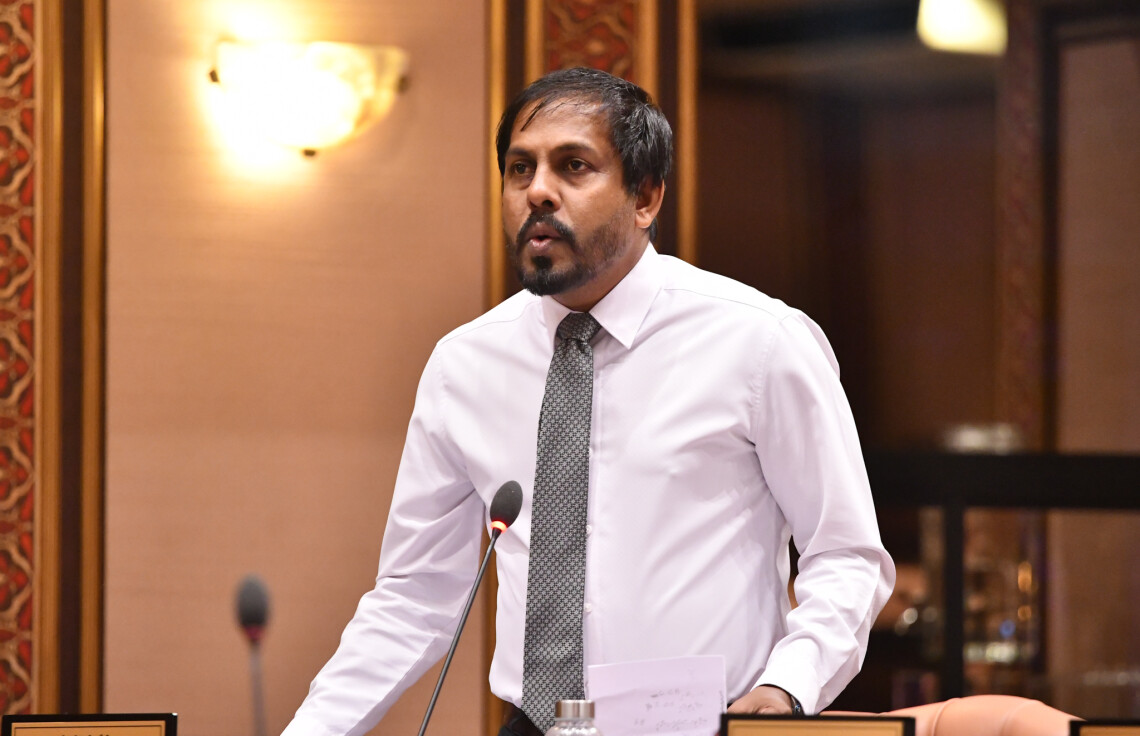 އާއިލާ މީހުންނަށް ފްލެޓު ލިބުނީ ޝަރުތު ހަމަވާތީ: އިސްމާއިލް އަހުމަދު