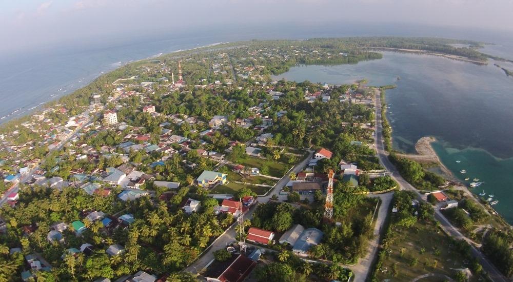 އައްޑޫގައި އިތުރު މާރާމާރީއެއް ހިންގައި މީހަކު ޒަހަމްކޮށްލައިފި