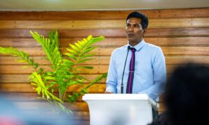 ރަސްމާލެ ހިއްކަނީ އެހެން ސަރަހައްދުތަކުން ވެލި ނަގައިގެން ނޫން: ފަޒުލް