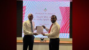 ދެ ކުންފުންޏެއްގެ ޑިރެކްޓަރުންގެ ބޯޑަކަށް ބަދަލު ގެންނަވައިފި