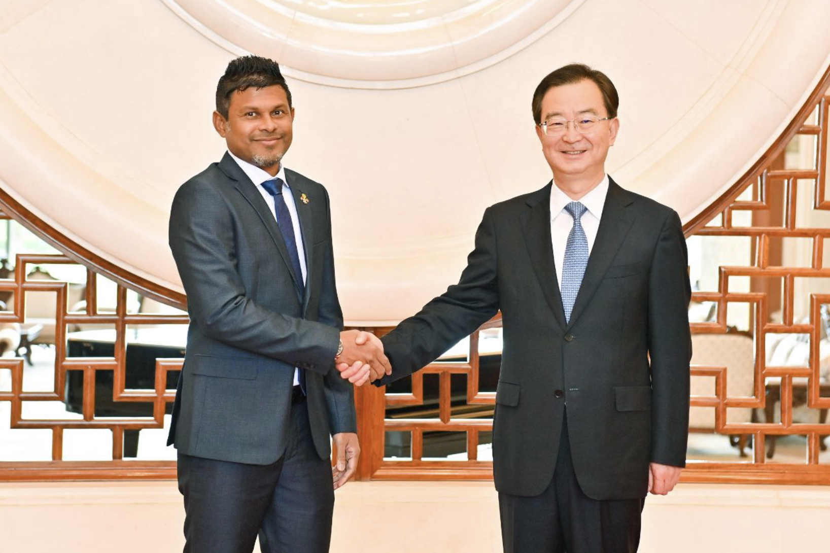 ޗައިނާގެ ކޮމިއުނިސްޓް ޕާޓީގެ ޔުނާން ޕްރޮވިންޝަލް ކޮމިޓީގެ ސެކްރެޓަރީއާ ނައިބު ރައީސް ބައްދަލުކުރައްވައިފި