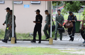 ޔުނީފޯމުގަވެސް، ކުލަ ހެދުމުގަވެސް ބޭރުގެ ސިފައިންގެ މީހަކު މިހާރު ރާއްޖޭގަ ނުހުންނާނެ: ރައީސް