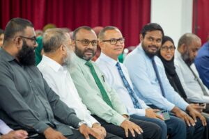 ޒަކާތާ ބެހޭ ދާއިރާއިން ފޮތްތަކާއި ދިރާސާތައް ޝާއިޢުކުރަން ފުރުސަތު ހުޅުވާލައިފި