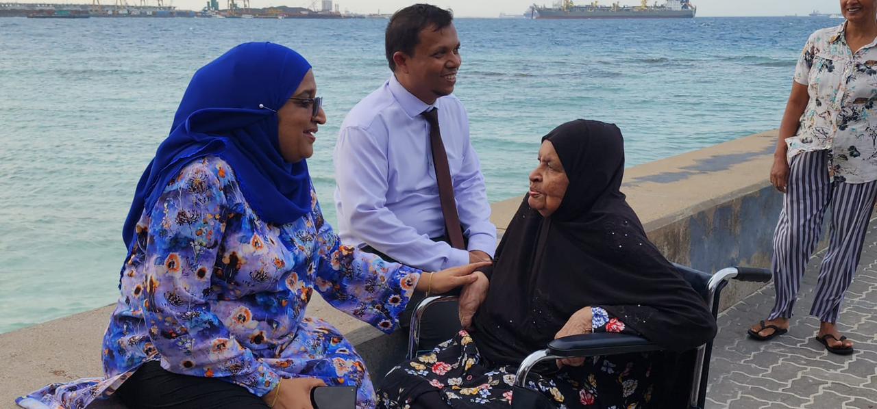 އާޒިމާ ޝަކޫރު ފަދަ މޭޔަރަކު މާލެ ސިޓީއަށް ބޭނުންވަނީ ކީއްވެ؟