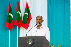 ދިއްދޫގައި އެއަރޕޯޓެއް ތަރައްޤީކޮށްދިނުމަށް ރައީސް މުޢިއްޒުވެސް ވައުދުވެވަޑައިގެންފި