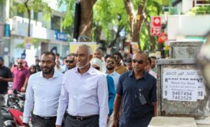 މަޖިލިސް އިންތިހާބުގެ ކެމްޕެއިނަށް ރައީސް ދޮރުން ދޮރަށް ހިންގަވަން ފައްޓަވައިފި