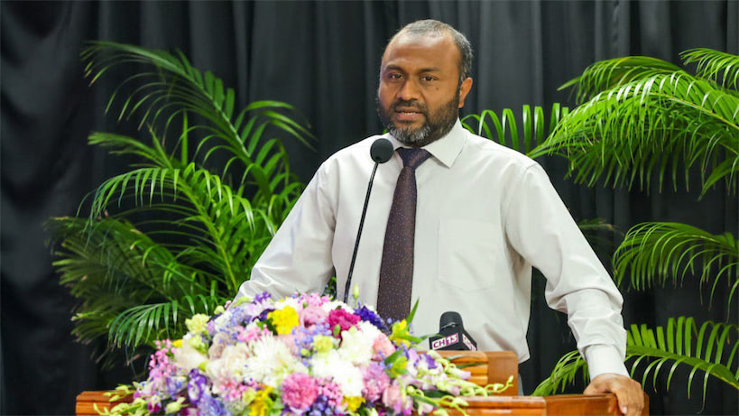 އީދު ނަމާދު ކުރާ ގަޑި 7:00 އަށް ބަދަލު ކުރުމަށް މަޝްވަރާތައް ކުރިޔަށް އެބަދޭ: ޑރ. ޝަހީމް