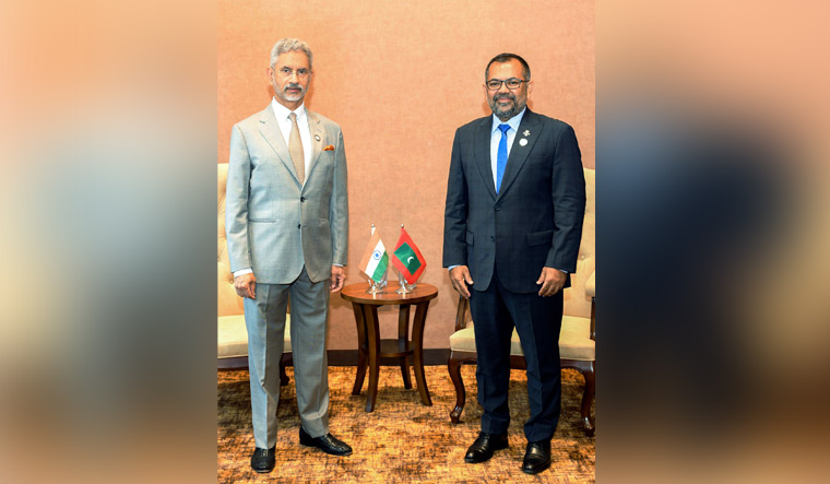 "ފުރަތަމަ އެކުވެރިން" ސިޔާސަތު ދެމެހެއްޓުމުގައި އިންޑިއާ ދެގޮތެއްނުވެ ދެމި އޮންނާނަން: ޖައިޝަންކަރު