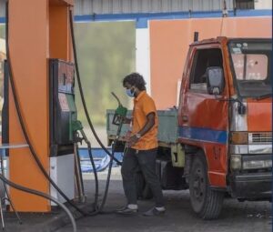 އެސްޓީއޯއިން ޕެޓްރޯލްގެ އަގު ހެޔޮކޮށްފި