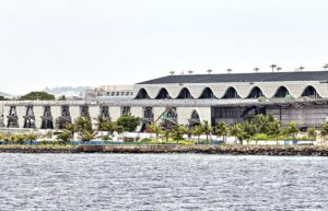 އަންނަ އަހަރުގެ ޖުލައި މަހާ ހިސާބަަށް އާ ޓާމިނަލްއާއި ގުޅޭ ހުރިހާ މަސައްކަތެއް ނިންމާނެ: ރައީސް