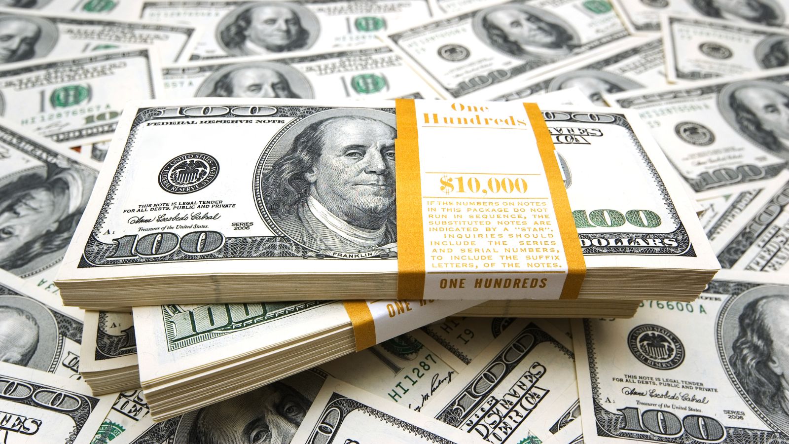 ބްލެކް މާރކެޓްގައި ޑޮލަރުގެ އަގު އަނެއްކާވެސް އަތް ނުފޯރާފަށަށް!