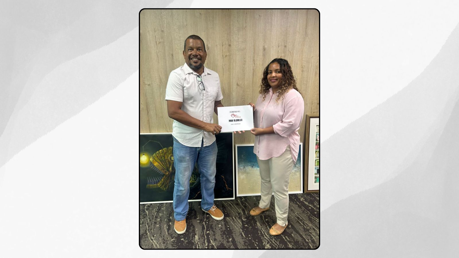 މެމްބަރު ކުޑޫގެ ކެމްޕޭނުން ބާކީވި ފައިސާ ޓައިނީ ހާޓްސްއަށް ހަދިޔާ ކޮށްފި