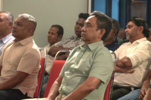 އޮފީސް ހިންގުމުގެ ޚަރަދަށްވާ 14.7 މިލިއަން ރުފިޔާ ހޯއްދެވުމަށް ފިނޭންސަށް ޔާމިންގެ ސިޓީއެއް!