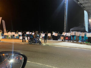 ގޯއްޗާއި ފްލެޓް ލިބުން ލަސްވާތީ ރޭވެސް މުޒާހިރާ ކޮށްފި