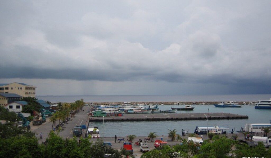 މޫސުން ގޯސްވުމާ ގުޅިގެން ރާއްޖޭގެ ފުޅާބޮޑު ސަރަހައްދަކަށް ވައިޓް އެލާޓް ނެރެފި