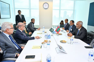 ފަސް މިލިއަން ގަސް ޕްރޮގުރާމަށް ޕާކިސްތާނުގެ އެހީތެރިކަން ހޯދުމަށް މަޝްވަރާކޮށްފި