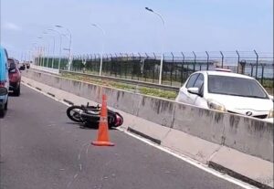 ހައިވޭގައި 2 ސައިކަލް ޖެހި ބަޔަކަށް އަނިޔާވެއްޖެ