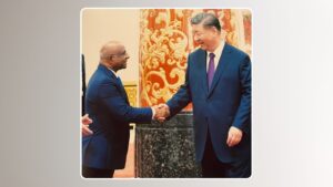 ޗައިނާގެ ޤައުމީ ދުވަހުގެ މުނާސަބަތުގައި، އެގައުމުގެ ރައީސަށް ޝާހިދު ތަހުނިޔާ ފޮނުއްވައިފި