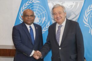 ޝާހިދު އދ ގެ ސެކްރެޓަރީ ޖެނެރަލްއާއި ބައްދަލު ކުރައްވައިފި