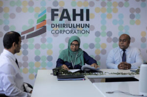 4،000 ހައުސިންގ ޔުނިޓް ހަވާލުކުރުން ލަސްވަމުންދާ މައްސަލާގައި ފްޑީސީގެ ވެރިން މަޖިލިހަށް ހާޒިރު ކުރަން އެދިއްޖެ