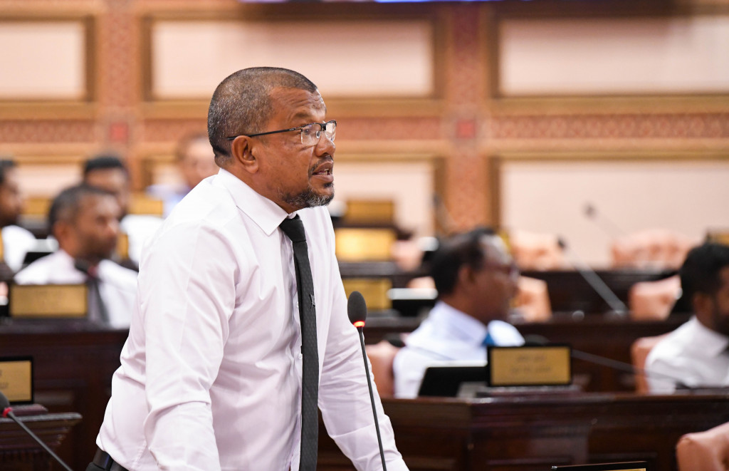 ޕީއެސްއެމް އިން ގާނޫނާ ޚިލާފަށް ވަކިކޮޅަކަށް ޖެހި ޚަބަރު ފަތުރާތީ މަޖިލީހަށް ގަރާރެއް