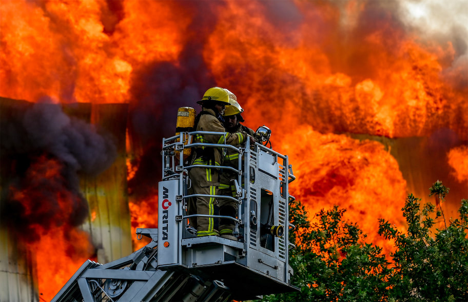 އަނދައިގެން ދިޔަ ހައުސިން މިނިސްޓްރީގެ ސާވާ ސަލާމަތްކުރެވޭތޯ ބަލަން ސިންގަޕޫރަށް ފޮނުވާއިފި