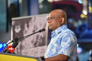 ރާއްޖޭގެ ރިޒާވް މެނޭޖްކުރުމުގައި ފެއިލްވެ، ކުރިމަތިވެފައިވާ ފައިސާގެ ދަތިކަމުގެ ނާޖާއިޒު ފައިދާ ބީއެމްއެލްއިން ދަނީ ނަގަމުން: ޝާހިދު