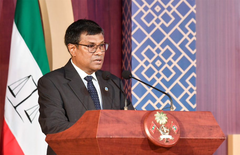 ހުކުމްތައް އިއްވުމުގައި އިހުސާންތެރި ވާންވާނީ ޖަޒުބާތުގައި ނުޖެހި: އުއްތަމަ ފަނޑިޔާރު