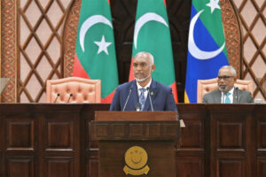 އަންނަ ސެޕްޓެންބަރ މަހުން ފެށިގެން ސަރުކާރު ހިއްސާވާ ކުންފުނިތަކުން ރަސްމީ ރޭޓްގައި ޑޮލަރު ލިބޭނެ: ރައީސް