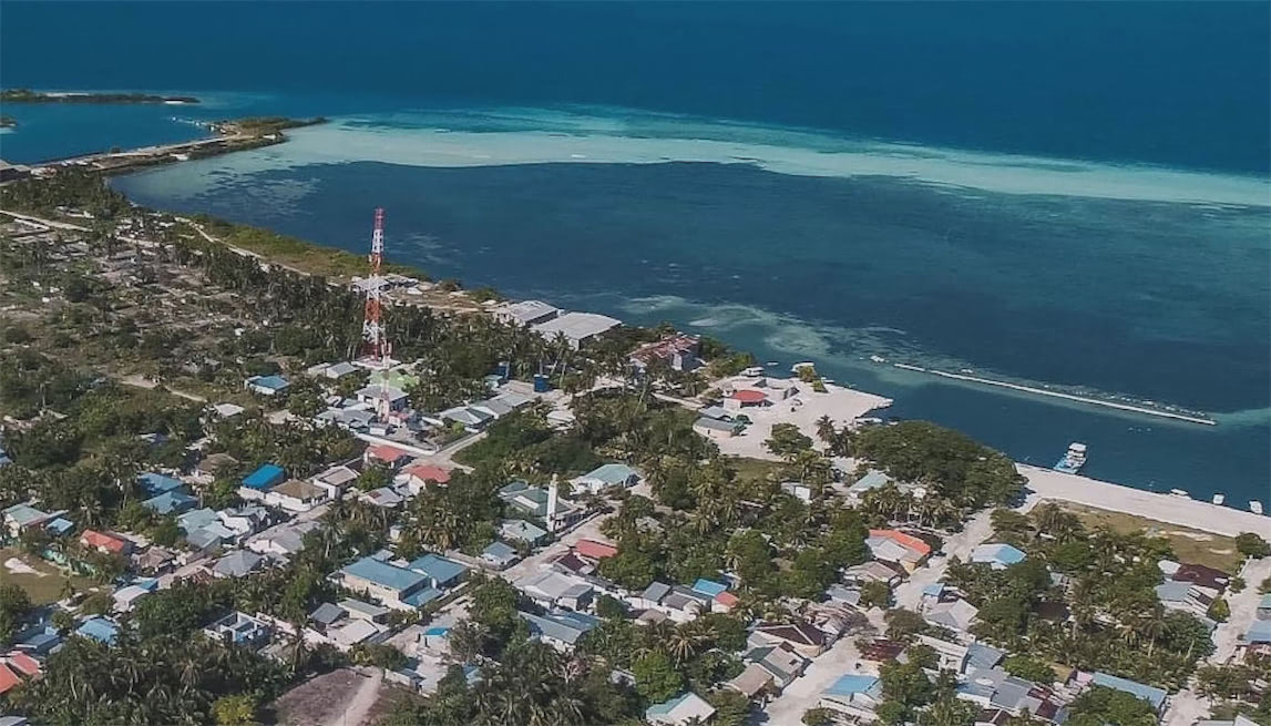 ގދ. ހޯނޑެއްދޫގެ އެކިތަންތަނުގައި އަލިފާން ރޯކޮށް، ހުޅުޖަހަމުންދާތީ ފިޔަވަޅު އަޅަނީ