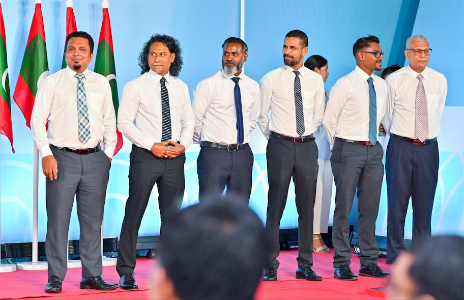 އެމްޑީޕީން ވަކިވެ ޕީއެންސީއަށް ބަދަލުވި ޝަހީމާއި ޣަނީއަށް ސަރުކާރު ކުންފުނިތަކުން މަޤާމު ހަމަޖައްސާދީފި