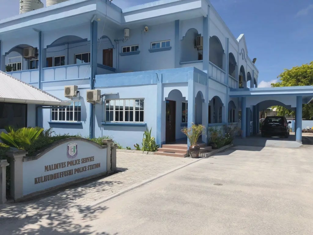 ކުޅުދުއްފުށި ޕޮލިސް ސްޓޭޝަންގައި ހުރި މީހަކު އަމިއްލައަށް މަރުވާން އުޅުނު މައްސަލަ އެންއައިސީއިން ބަލަނީ