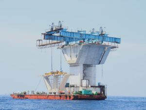 ދުނިޔޭގެ އެންމެ އުސް ޕްރީކާސްޓް ސެގްމަންޓް ތިލަމާލެ ބްރިޖުގައި މިއަދު ބަހައްޓައިފި