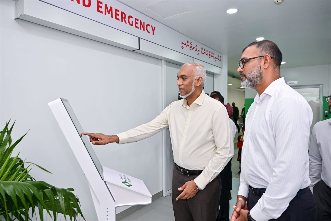 ހުޅުމާލެ ހޮސްޕިޓަލުގެ ޒަމާނީ ފެންވަރަށް ތައްޔާރު ކުރެވުނު އާ އެމާޖެންސީ ރޫމް ރައީސް ހުޅުއްވައިދެއްވައިފި