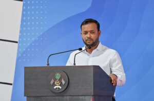 މުލަކު އަތޮޅު އެއާޕޯޓަށް 540 މިލިއަން ރުފިޔާ ޚަރަދު ކުރި، މިއީ އަތޮޅުގެ އާބާދީގެ ނިސްބަތުން ބޮލަކަށް ލައްކައަކަށްވުރެ ގިނަ ރުފިޔާ: މުއްތަލިބު