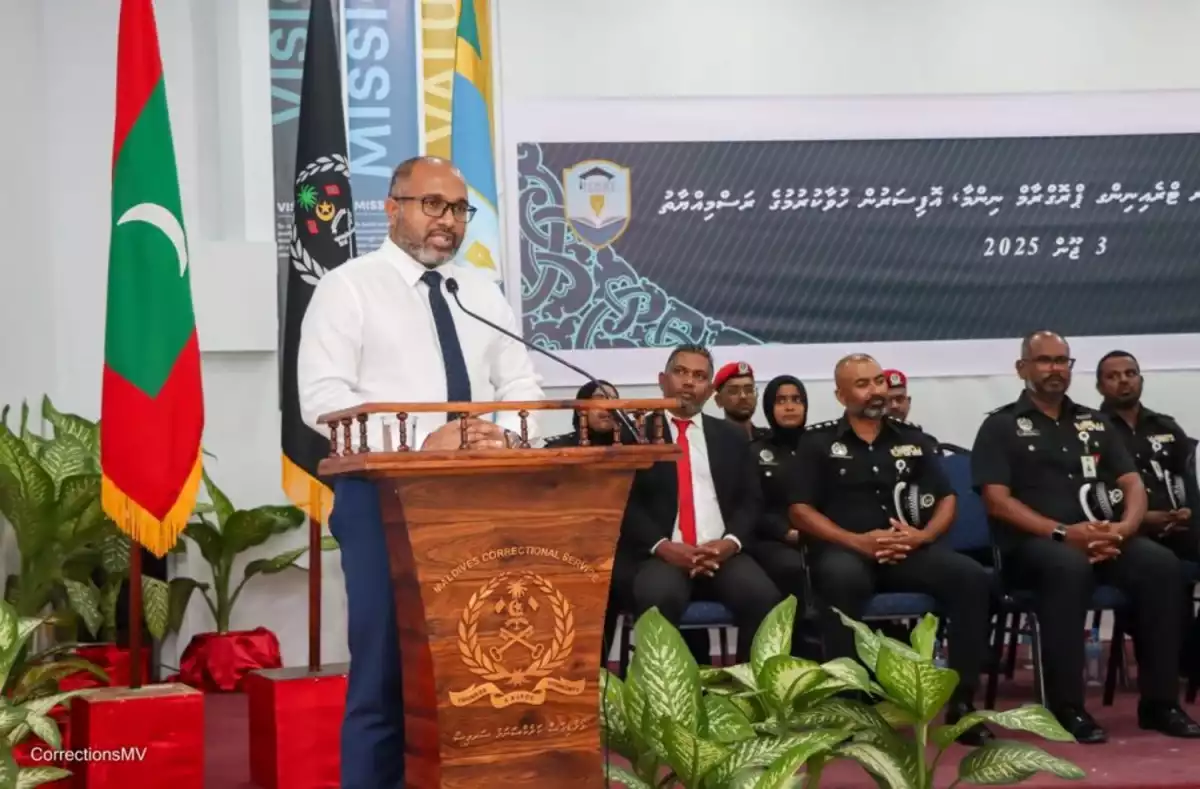 ޖަލުތަކަށް އެކަށީގެންވާ މިންވަރަށް އޮފިސަރުން ނުލިބޭކަމަށް ހޯމް މިނިސްޓަރު ވިދާޅުވެއްޖެ